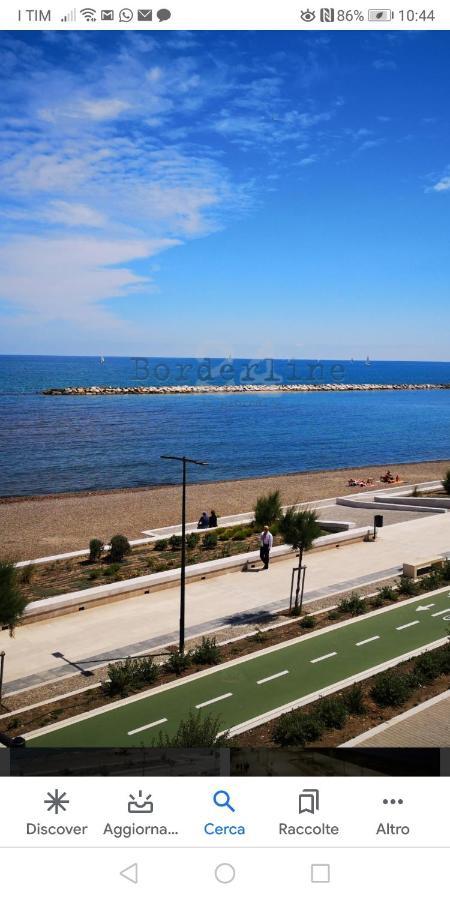 Beach House Bari Bagian luar foto